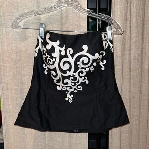 White House Black Market dressy  tube-top with built in support for the girls!